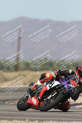 media/Oct-13-2025-Moto Forza (Mon) [[a66d839500]]/2-A Group/Session 3 (Turn 16)/